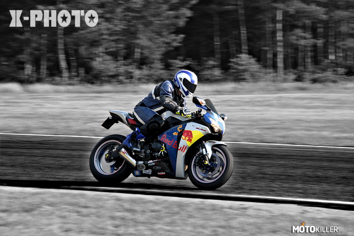 Honda CBR 1000 SC59 RedBull – Piekna CBR na torze Poznań podczas MotoP-Południa. Zapraszam do polubienia X-Photo ! 