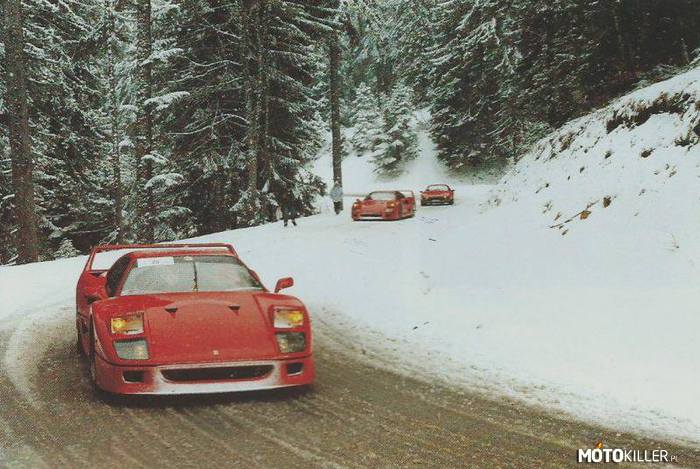 Ferrari F40 –  