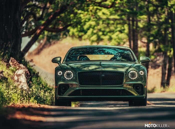 Bentley Continental GT V8 –  