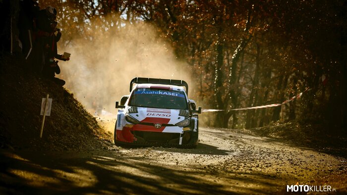 Toyota Yaris WRC –  