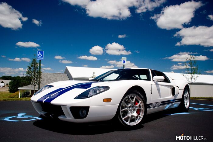 2005 Ford GT –  
